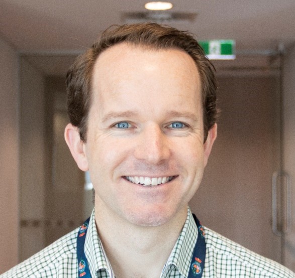Dr Alexander Davis